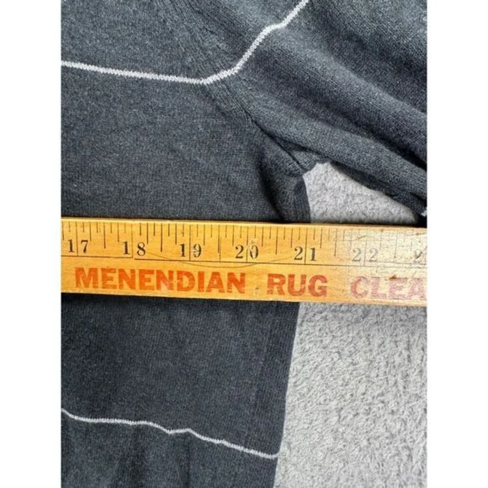 Banana Republic V-Neck Sweater Men Large Black Pencil Stripe Silk Nylon Cashmere